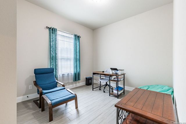 615 ABBOTT RDG, St Hedwig, TX 78152