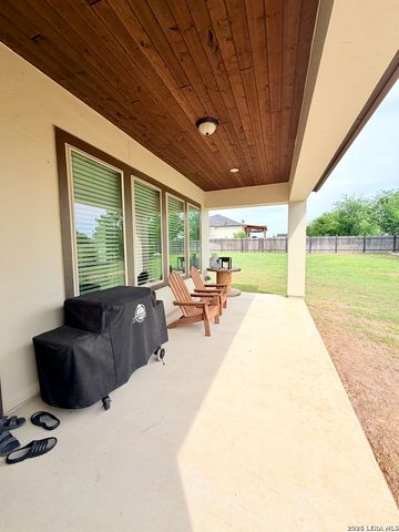 615 ABBOTT RDG, St Hedwig, TX 78152