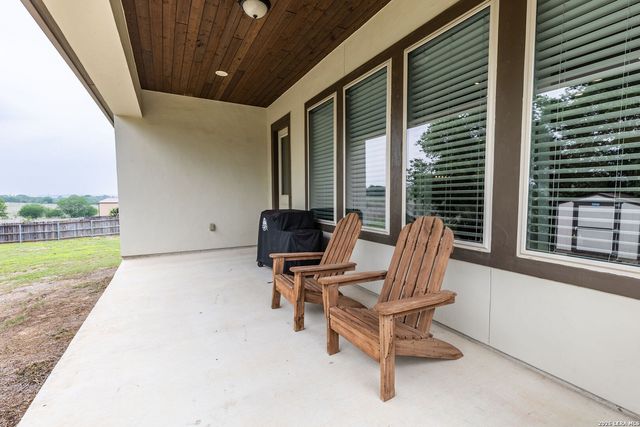 615 ABBOTT RDG, St Hedwig, TX 78152