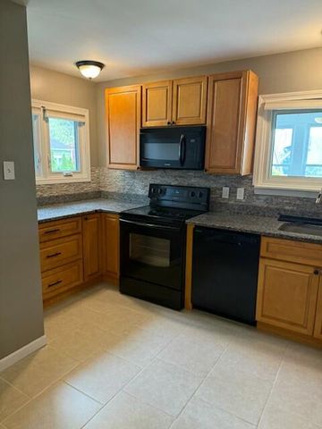 3793 Noble, Brighton, MI 48116