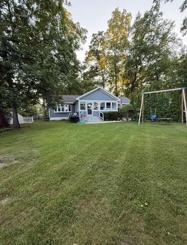 3793 Noble, Brighton, MI 48116