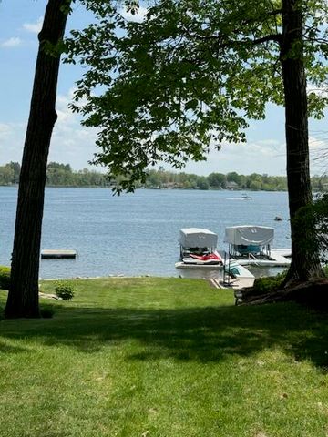 3793 Noble, Brighton, MI 48116