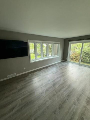 3793 Noble, Brighton, MI 48116