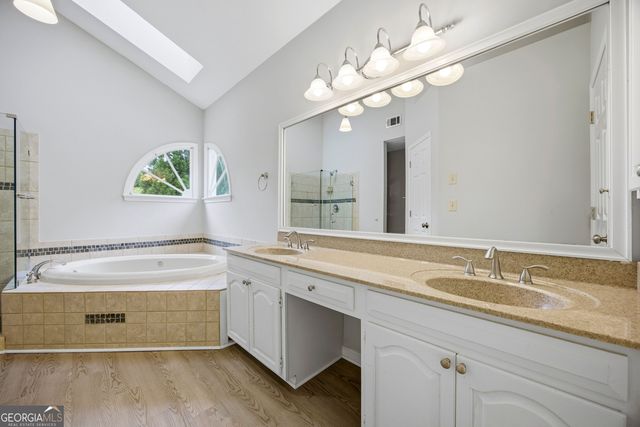 11195 Surrey Park Trail, Duluth, GA 30097