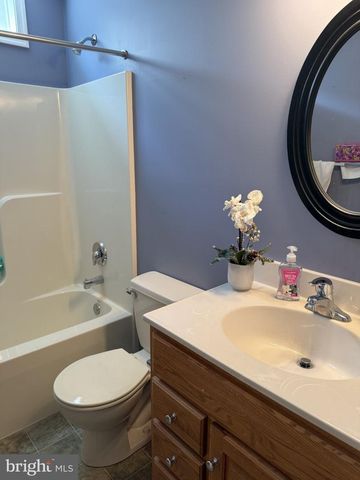 1025 ALDEN WAY, Lebanon, PA 17042