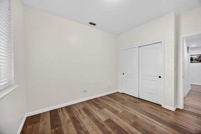 10308 Jenny Lynn Way, Elk Grove, CA 95757