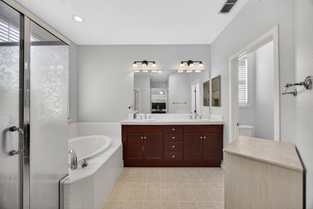 10308 Jenny Lynn Way, Elk Grove, CA 95757