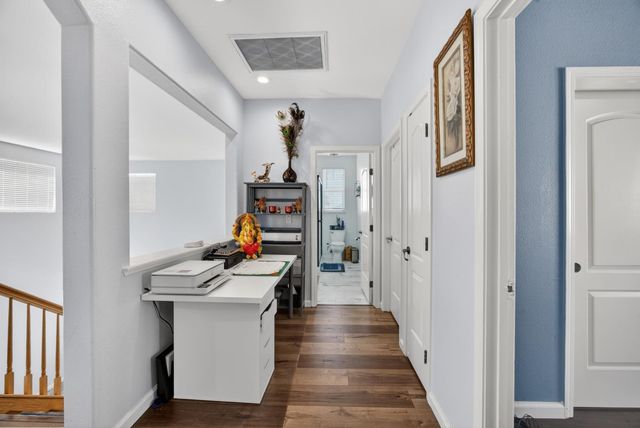 10308 Jenny Lynn Way, Elk Grove, CA 95757