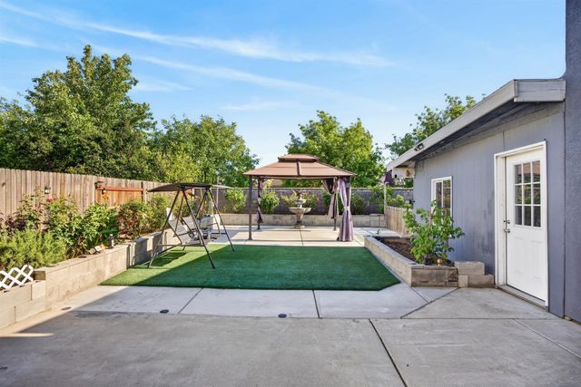 10308 Jenny Lynn Way, Elk Grove, CA 95757