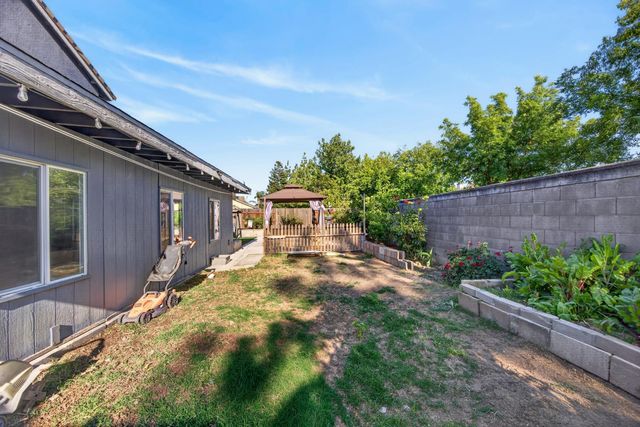 10308 Jenny Lynn Way, Elk Grove, CA 95757