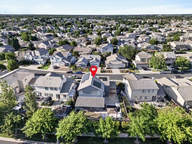 10308 Jenny Lynn Way, Elk Grove, CA 95757