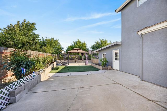10308 Jenny Lynn Way, Elk Grove, CA 95757