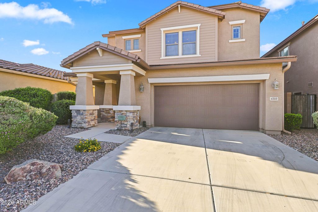 4350 W FEDERAL Way, San Tan Valley, AZ 85144 — exterior