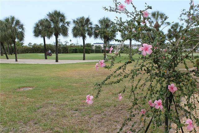 1828 Pine Valley DR 310, Fort Myers, FL 33907