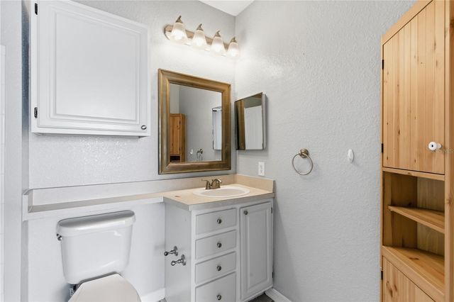 5507 LEGACY CRESCENT PLACE 202, Riverview, FL 33578