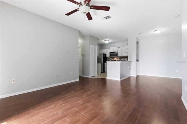 5507 LEGACY CRESCENT PLACE 202, Riverview, FL 33578