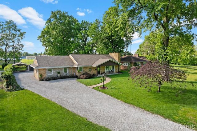 134 Orchard Drive, Belleville, IL 62221