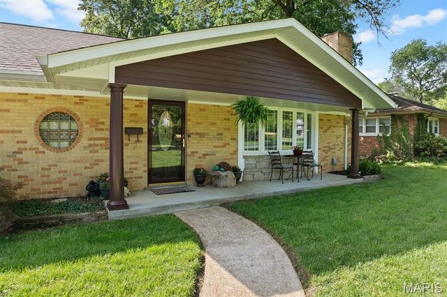 134 Orchard Drive, Belleville, IL 62221