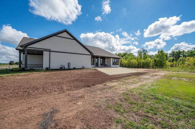 1629 N HONEYSUCKLE CIRCLE, De Pere, WI 54115