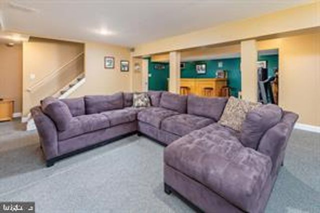 1686 CARRIAGE DR, Williamstown, NJ 08094