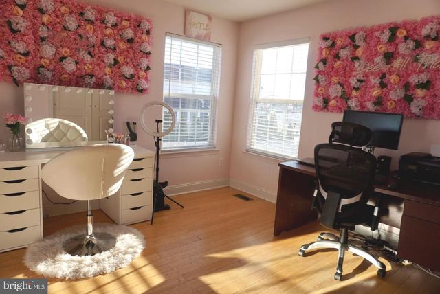 1686 CARRIAGE DR, Williamstown, NJ 08094