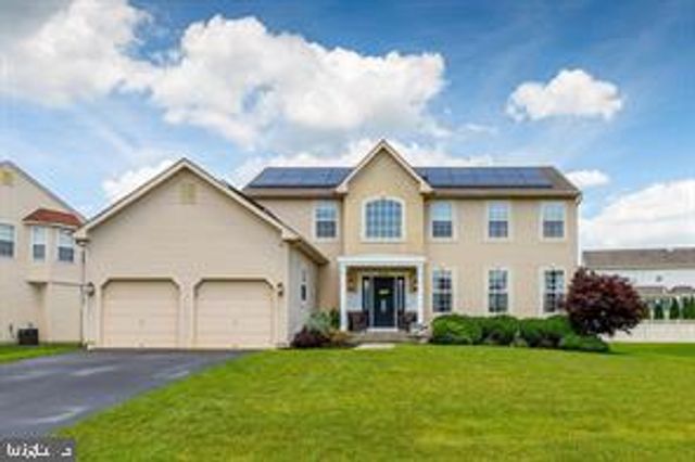 1686 CARRIAGE DR, Williamstown, NJ 08094