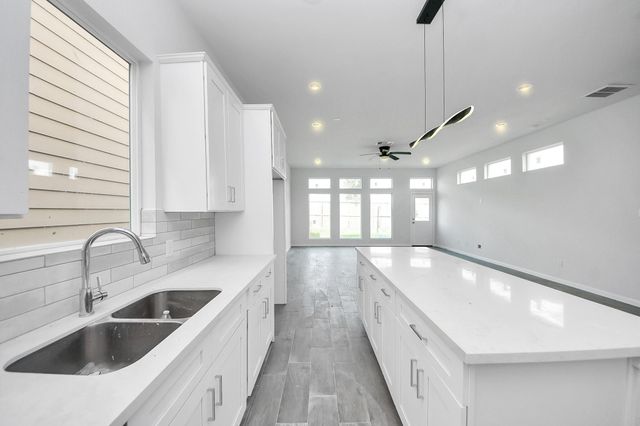 7902 Parnell Street A, Houston, TX 77051