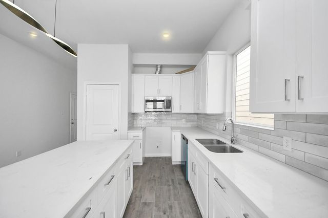 7902 Parnell Street A, Houston, TX 77051