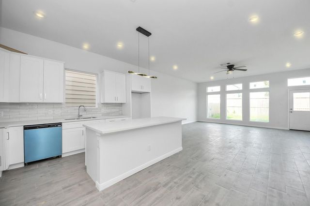 7902 Parnell Street A, Houston, TX 77051