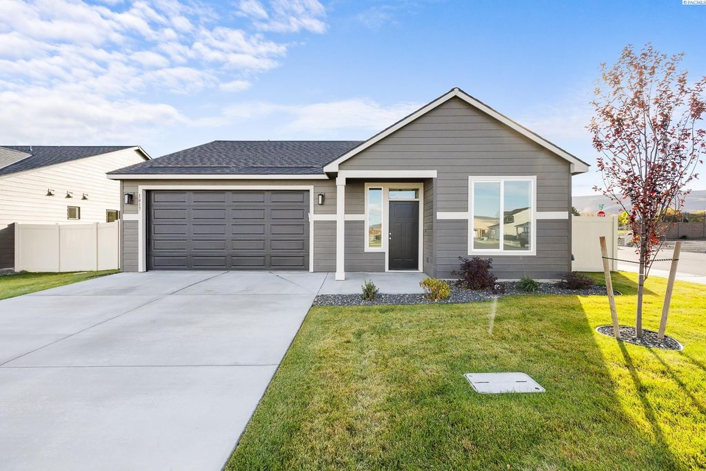 1417 Jenna Ave, Benton City, WA 99320