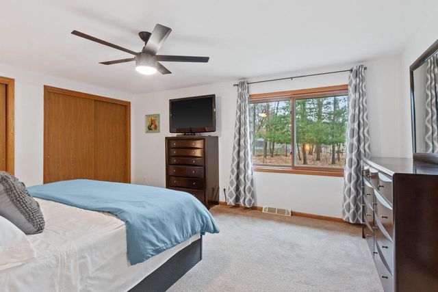 936 Sussex COURT, Nekoosa, WI 54457