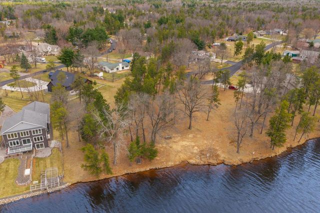 936 Sussex COURT, Nekoosa, WI 54457