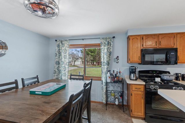 936 Sussex COURT, Nekoosa, WI 54457