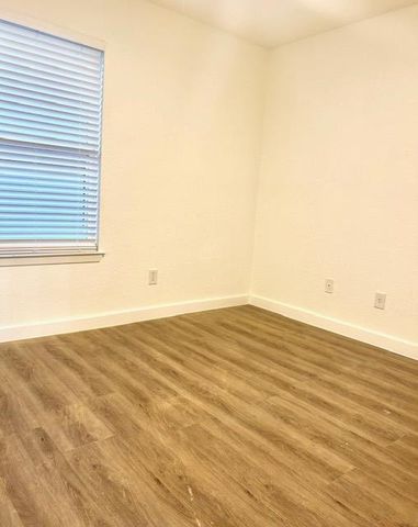 5903 Cougar DR D, Austin, TX 78745