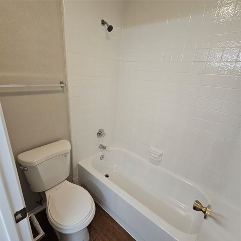 1205 Old Barn Lane, Mesquite, TX 75149