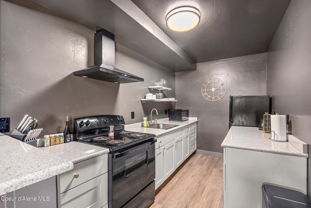 219 E Coeur d'Alene Lake Dr, Coeur d'Alene, ID 83814 photo 19