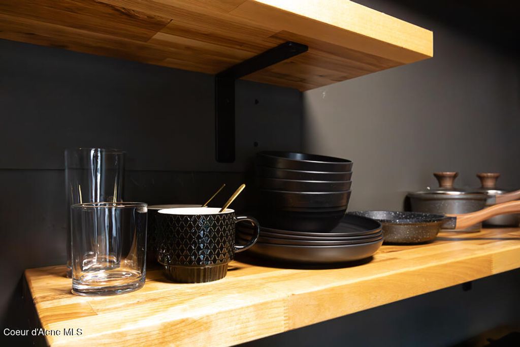 219 E Coeur d'Alene Lake Dr, Coeur d'Alene, ID 83814 photo 33