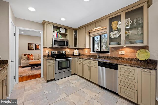 12128 VELVET HILL DR, Owings Mills, MD 21117