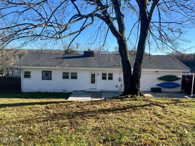 105 Lowry Lane, Bristol, TN 37620