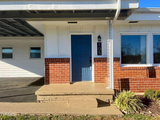 105 Lowry Lane, Bristol, TN 37620