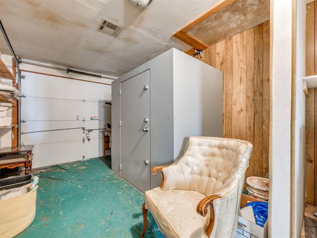 3037 NW 35th Street, Oklahoma City, OK 73112