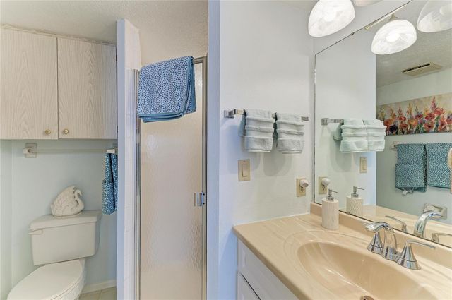 3983 MACEACHEN BOULEVARD 424, Sarasota, FL 34233