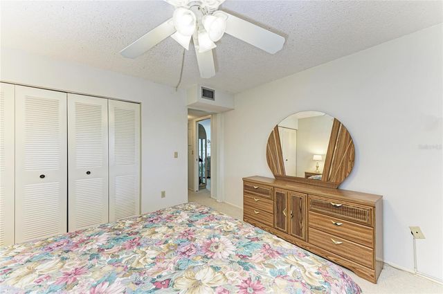 3983 MACEACHEN BOULEVARD 424, Sarasota, FL 34233