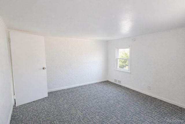 7268 Dodge Avenue, Warren, MI 48091