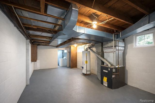 7268 Dodge Avenue, Warren, MI 48091