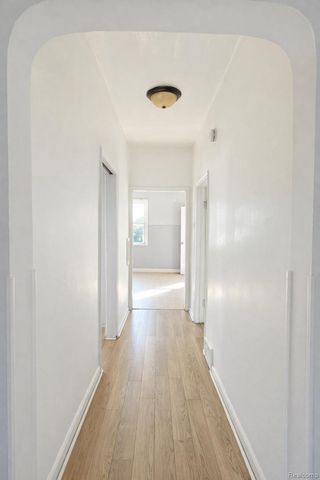 7268 Dodge Avenue, Warren, MI 48091