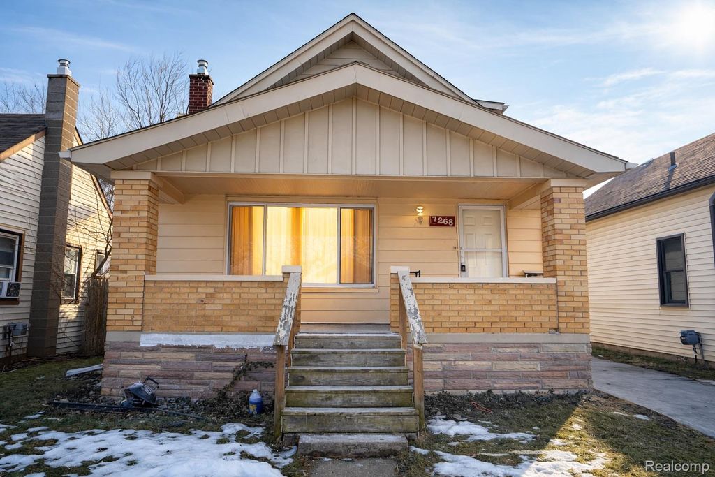 7268 Dodge Avenue, Warren, MI 48091