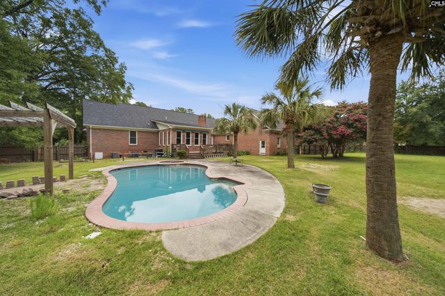 1318 Longstreet Road, Lugoff, SC 29078