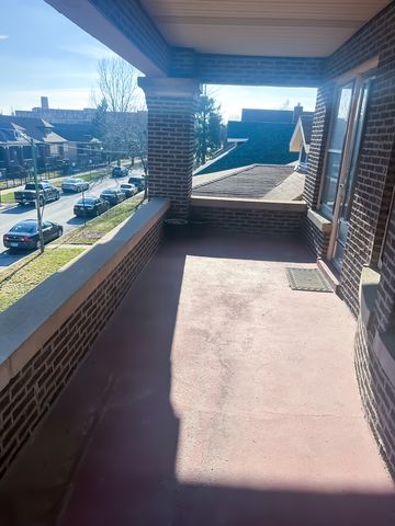 8004 S May Street, Chicago, IL 60620