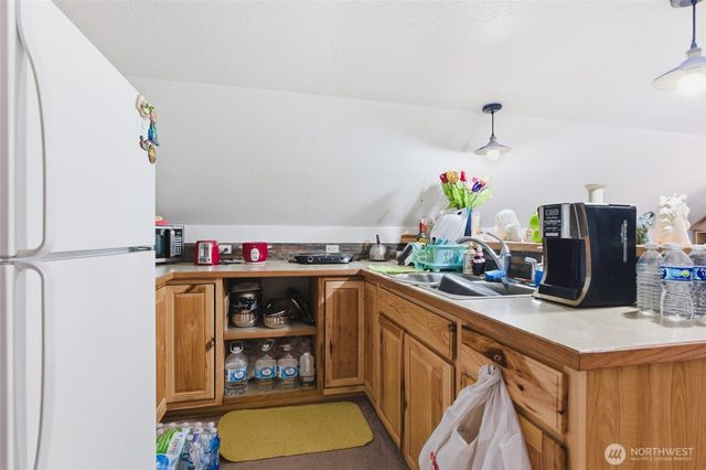 6323 100th Street SW, Lakewood, WA 98499